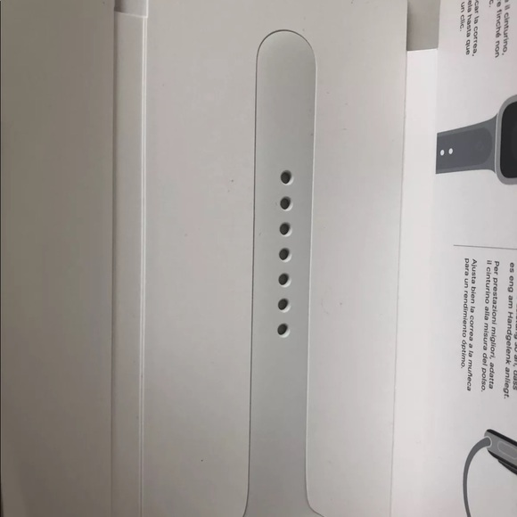 Apple Watch white sports band 38-44mm size M/L NEW - Picture 6 of 6